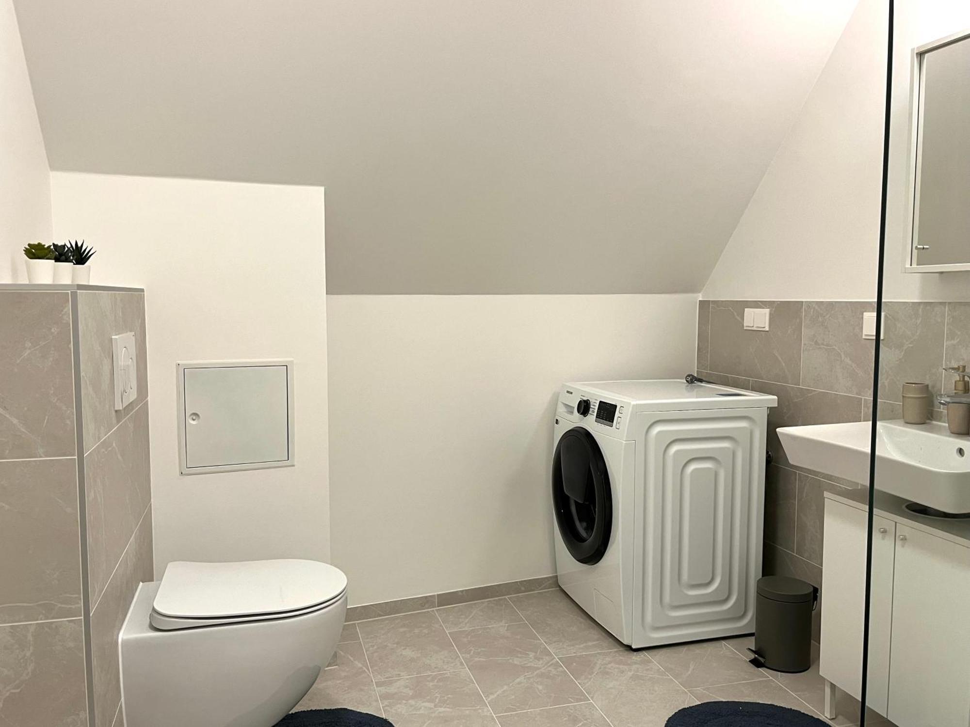 Free Parking / Brandnew With Air Condition And Balcony Viena Exterior foto